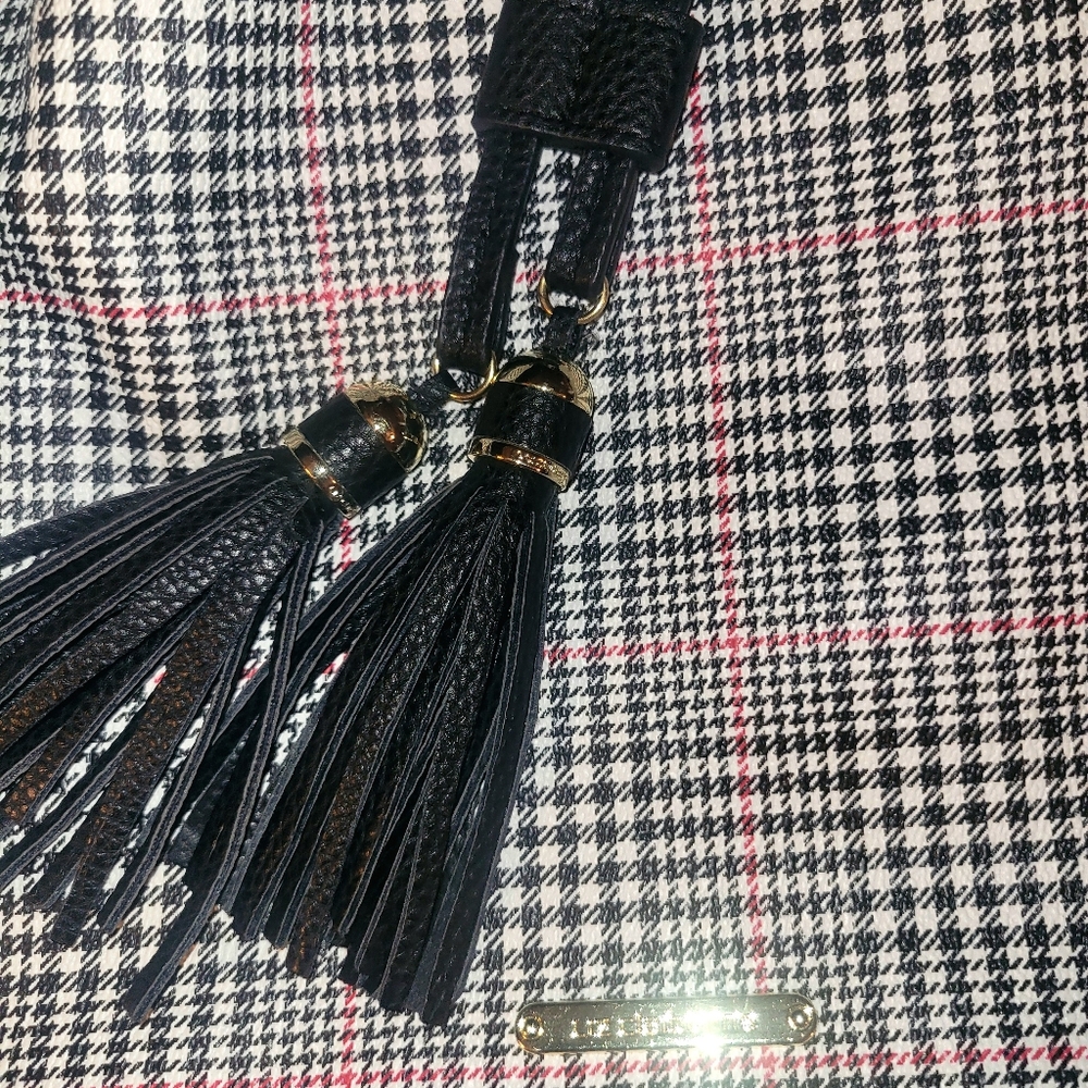 Liz Claiborne Houndstooth Tote Bag - Picture 4 of 9